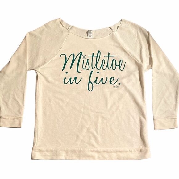 WOMEN’S Small Christmas Sweatshirt “Mistletoe In Five” Lightweight Raw Hem NWOT - Picture 2 of 8